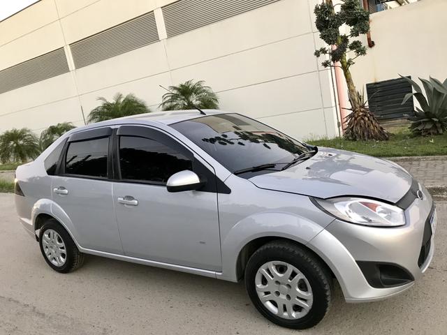 Fiesta Sedan 1.6 - 2014 _ 2.500 de entrada _ Completo _ 62 km - Foto 4