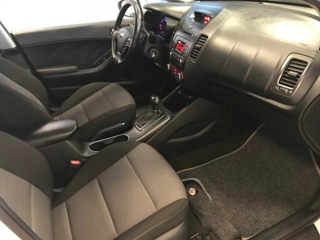 Kia - Cerato 1.6 16V Flex Aut - 2014 - Foto 9