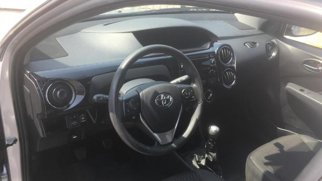 Toyota Etios - Foto 2