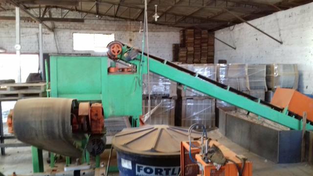 Fábrica de telhas e blocos de concreto - Foto 4