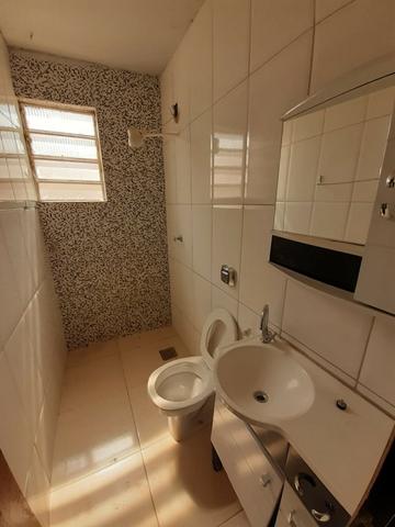Apto mobiliado 2 quartos terra nova 4º andar ,sol da manhã atrás do shopping pantanal - Foto 3