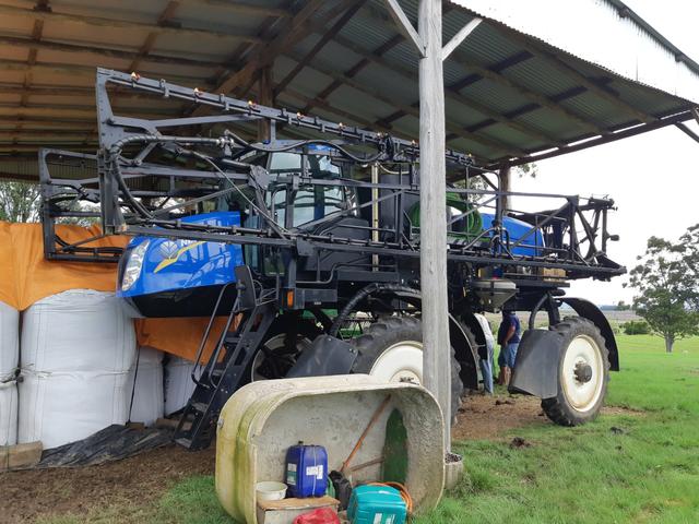 Pulverizador New Holland SP 2500