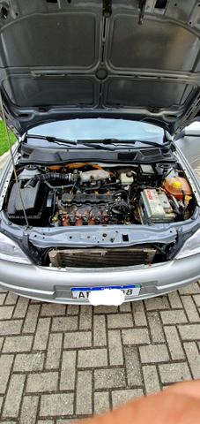 Astra GLS 2.0 16 V - Foto 6