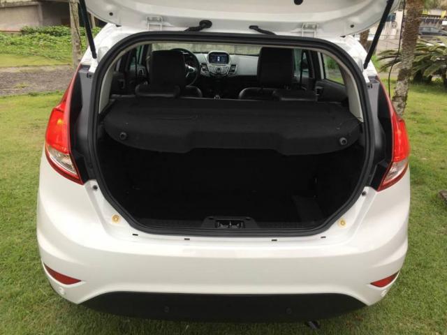 Ford New Fiesta Hatch 1.6 TITANIUM AUT IMPECÁVEL - Foto 12