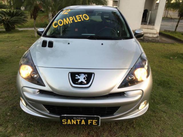 Peugeot 207 5P QUICK SILVER 1.6 COMPLETO
