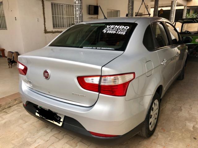 Fiat Grand Siena 2013 2014 Completo na Pista