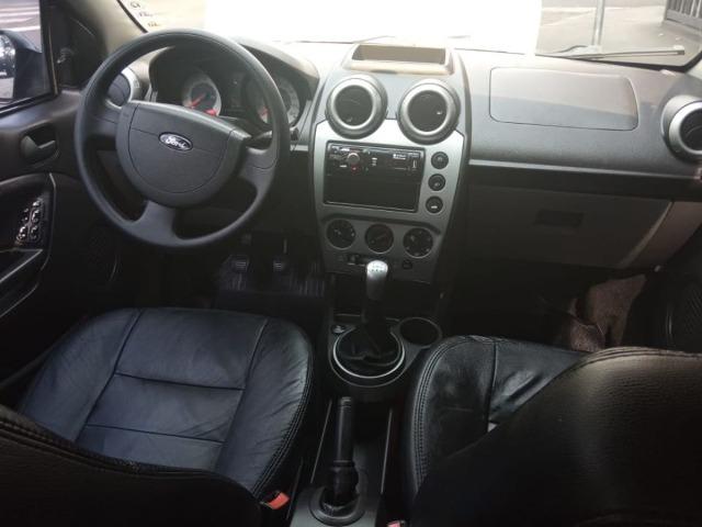 Fiesta Preto 1.6 class - Foto 7