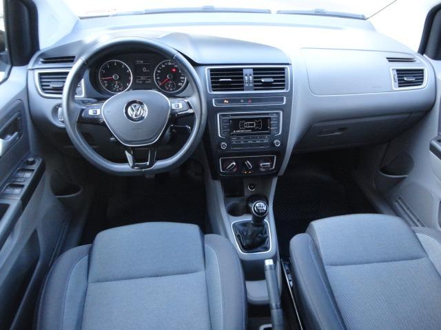 Volkswagen Fox 1.0 Mpi Bluemotion 12v Flex 4p Manual Completo 2016 - Foto 7