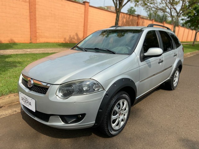 PALIO WEEKEND TREKKING 1.6 2013  EXTRA, CONSERVADO 