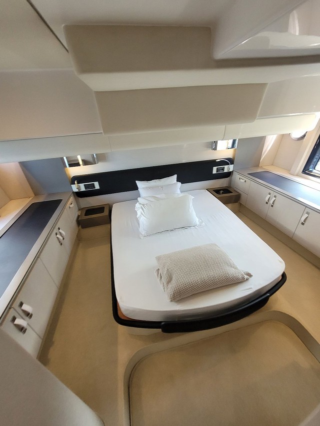 Azimut 560- 2020 x2 Volvo D11 725 HP ñ Sedna Cabrasmar Intermarine Triton Real - Foto 8