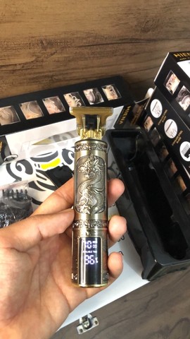 Máquina profissional de barbear e aparar pelos com Led. - Foto 2