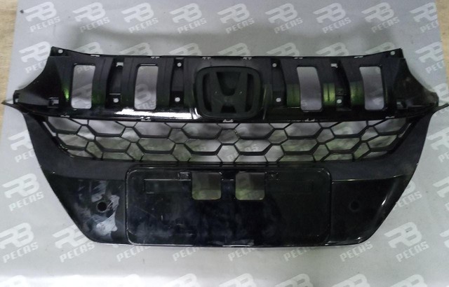 Grade cromada e preta Honda Wrv  - Foto 2
