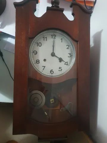 relógio reguladora, 2 furos, medidas 64 x 31 x 15 cm