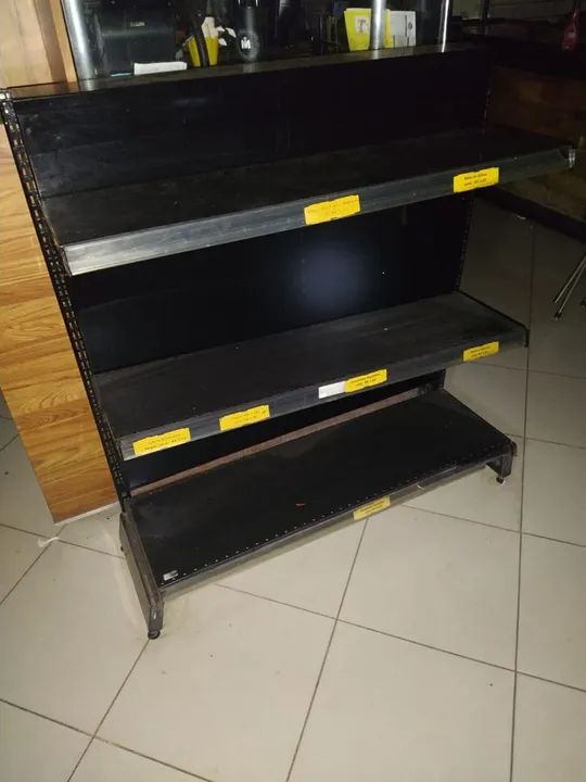 Prateleira de Metal para Loja