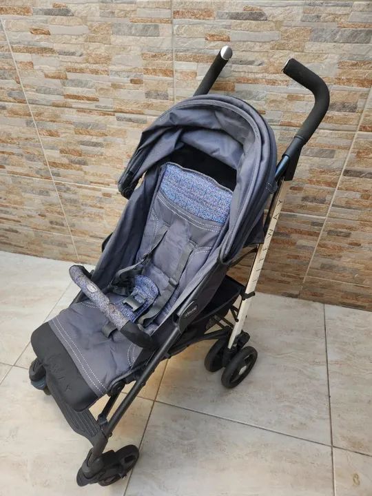 Carrinho guarda chuva chicco liteway - Foto 2