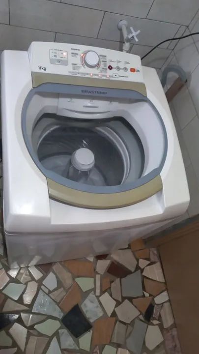 Vendo máquina de lavar roupas Brastemp 11 kg - Foto 3
