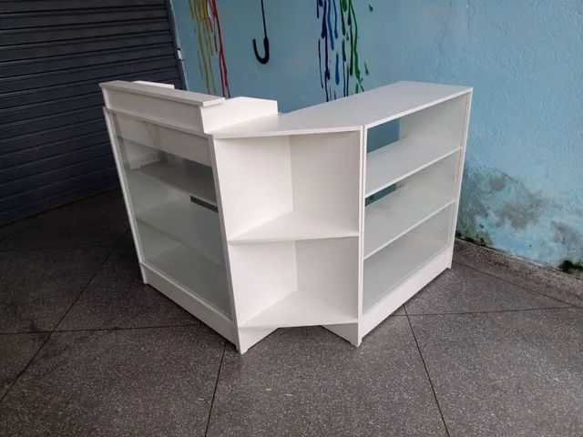 BALCÃO CAIXA + BALCÃO VITRINE EM L BRANCO