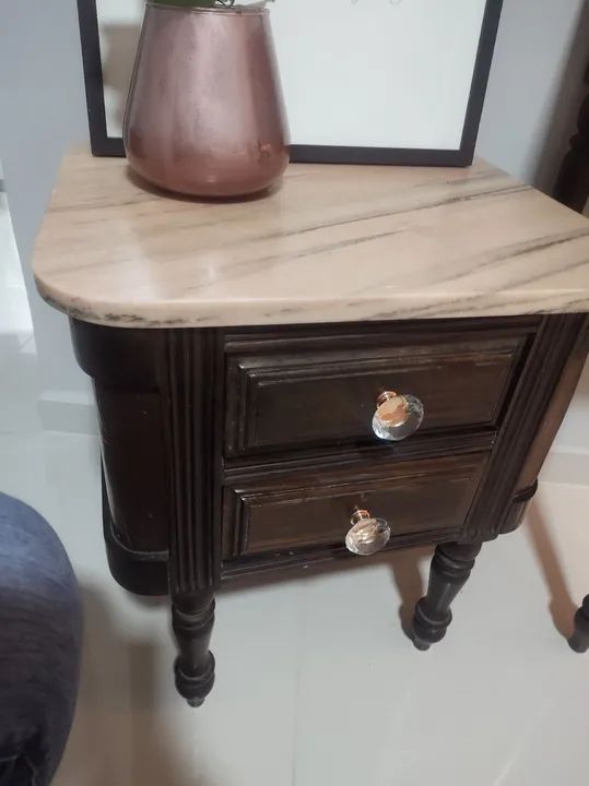 Penteadeira e mesinhas em madeira valiosa com mármore rosa raro,antiguidade, raridade - Foto 3