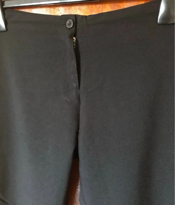 Calça Social Preta fem 46 - Foto 2