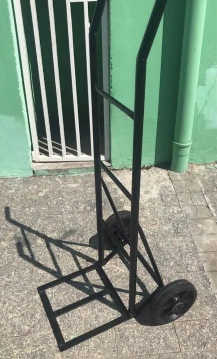 Carrinhos de carga novos