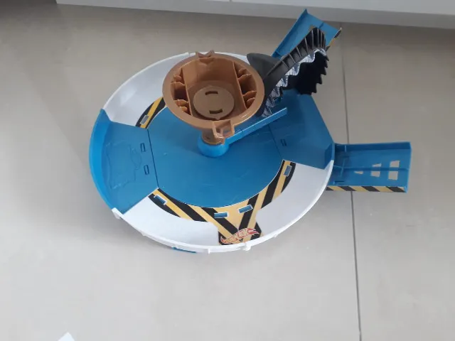 Hot Wheels Pista Monster Trucks Batalha Do Tubarao - Mattel