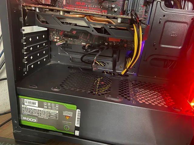 COMPUTER, 32" TV AND KEYBOARD64302949591553122