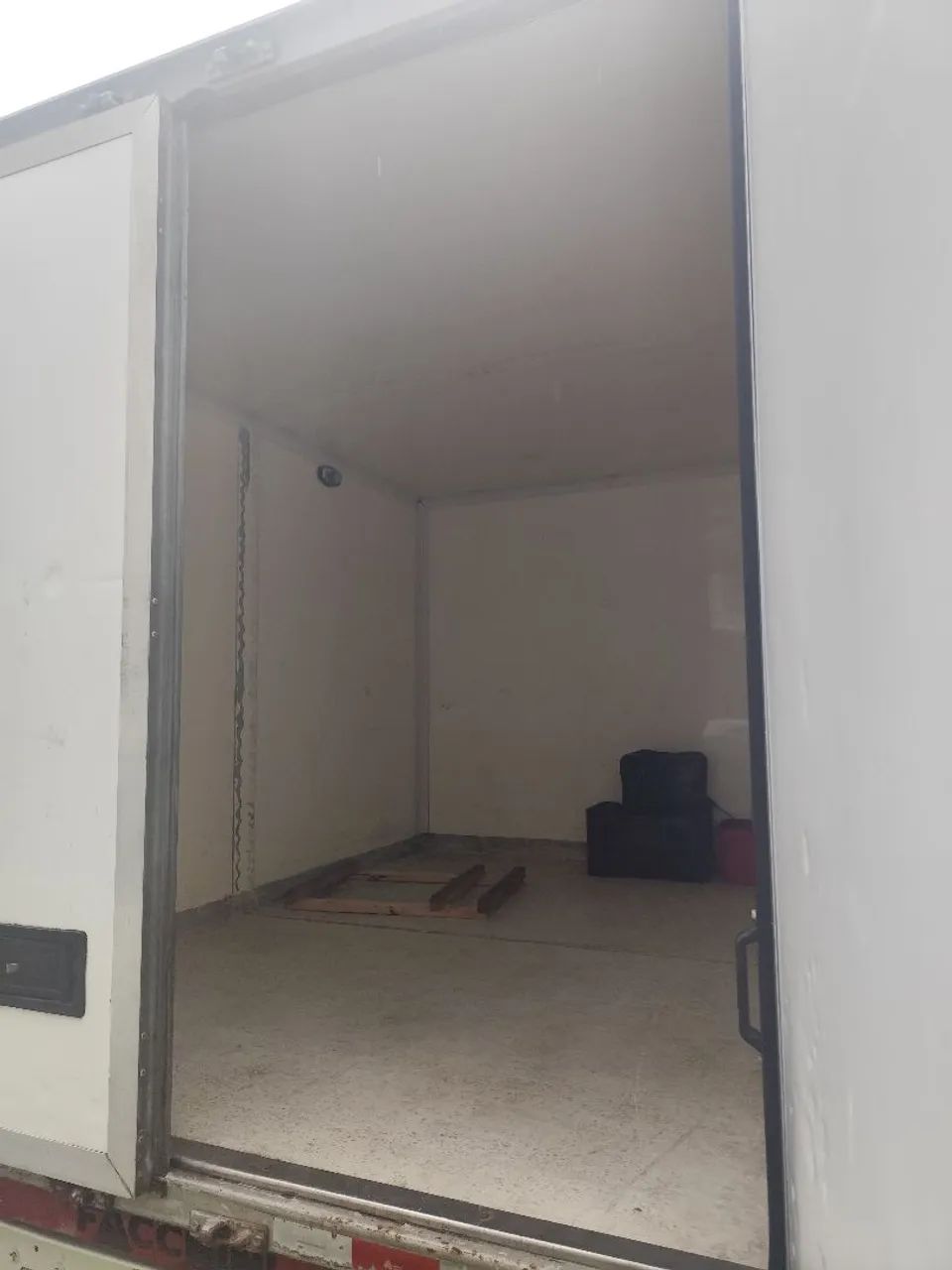 bau frigorífico 4 palets - Foto 5