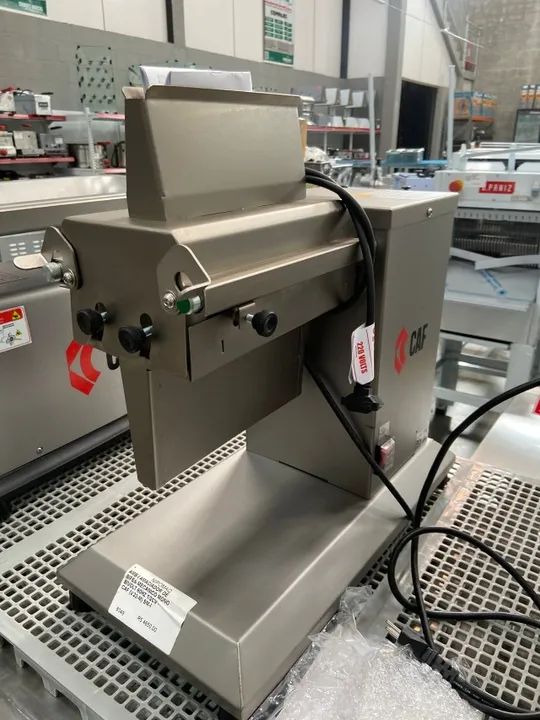 AMB-I AMACIADOR DE BIFES MECANICO MONO - CAF  - Foto 2