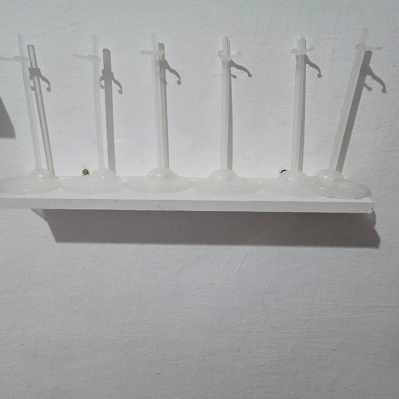 Suporte para Bonecas Barbie ou Monster High 