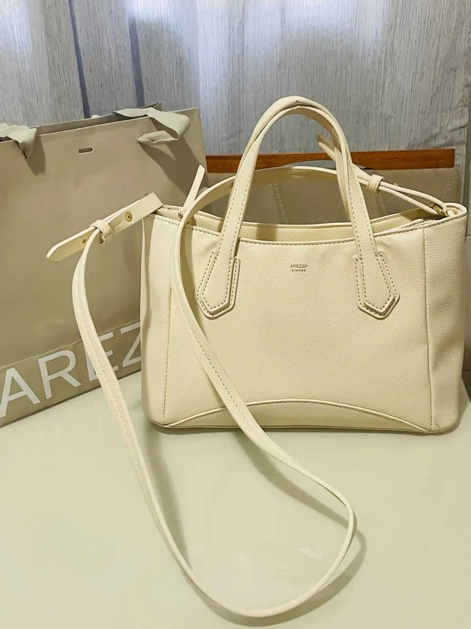 Bolsa Arezzo Bege - Foto 2