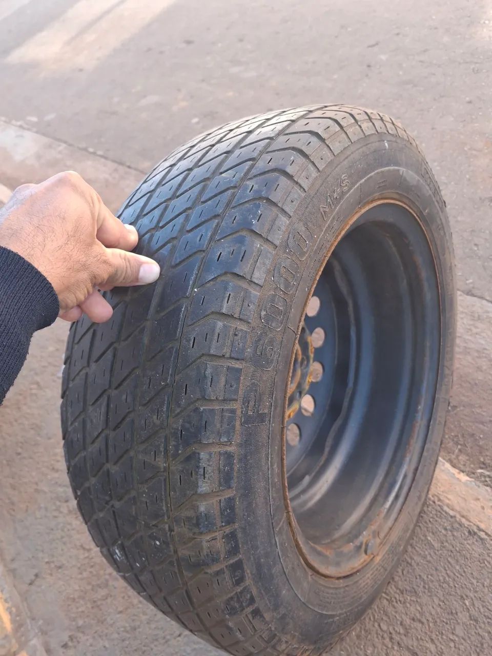 Vendo ou troco roda 14 - Foto 3