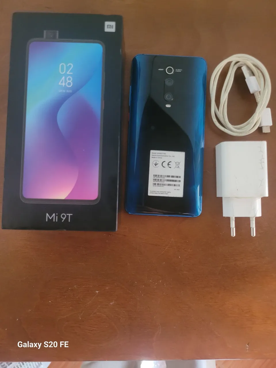 Vendo celular xiome