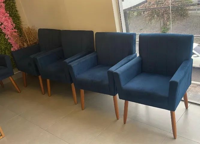 Poltronas 64307579125505120