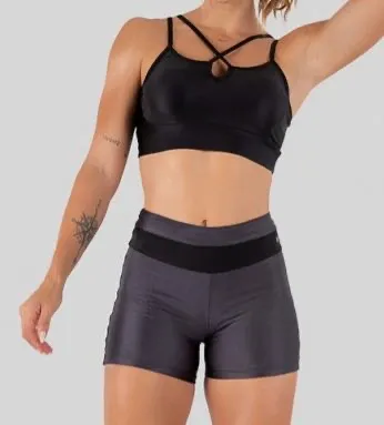 Conjunto fitness preto - Top e short