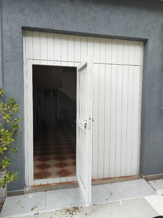 Portão de garagem de alumínio muito novo  - Foto 3