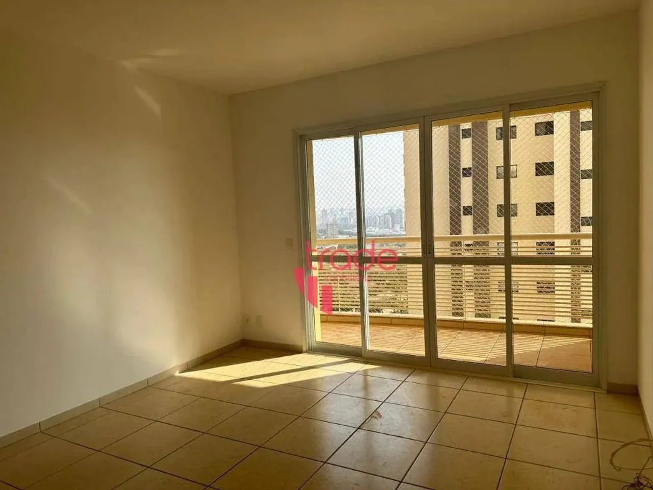Apartamento para Alugar de 04 Quartos no Bairro Jardim Irajá em Ribeirão Preto com Ótima L