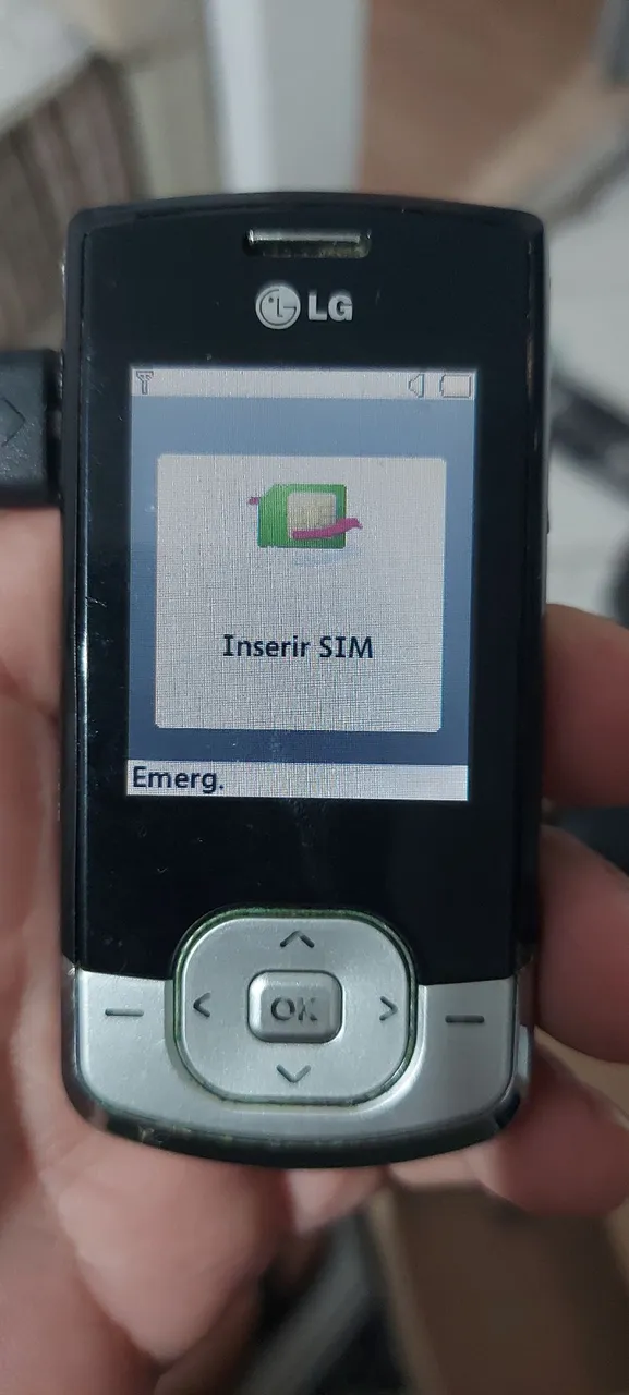 Celular LG KF245