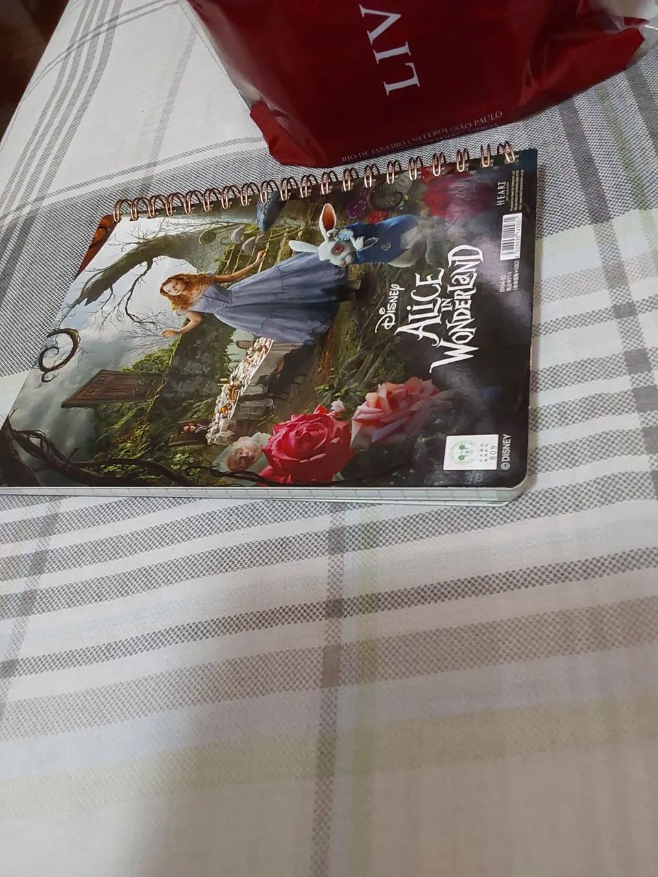 Agenda Alice no País das Maravilhas 2010 - Foto 5