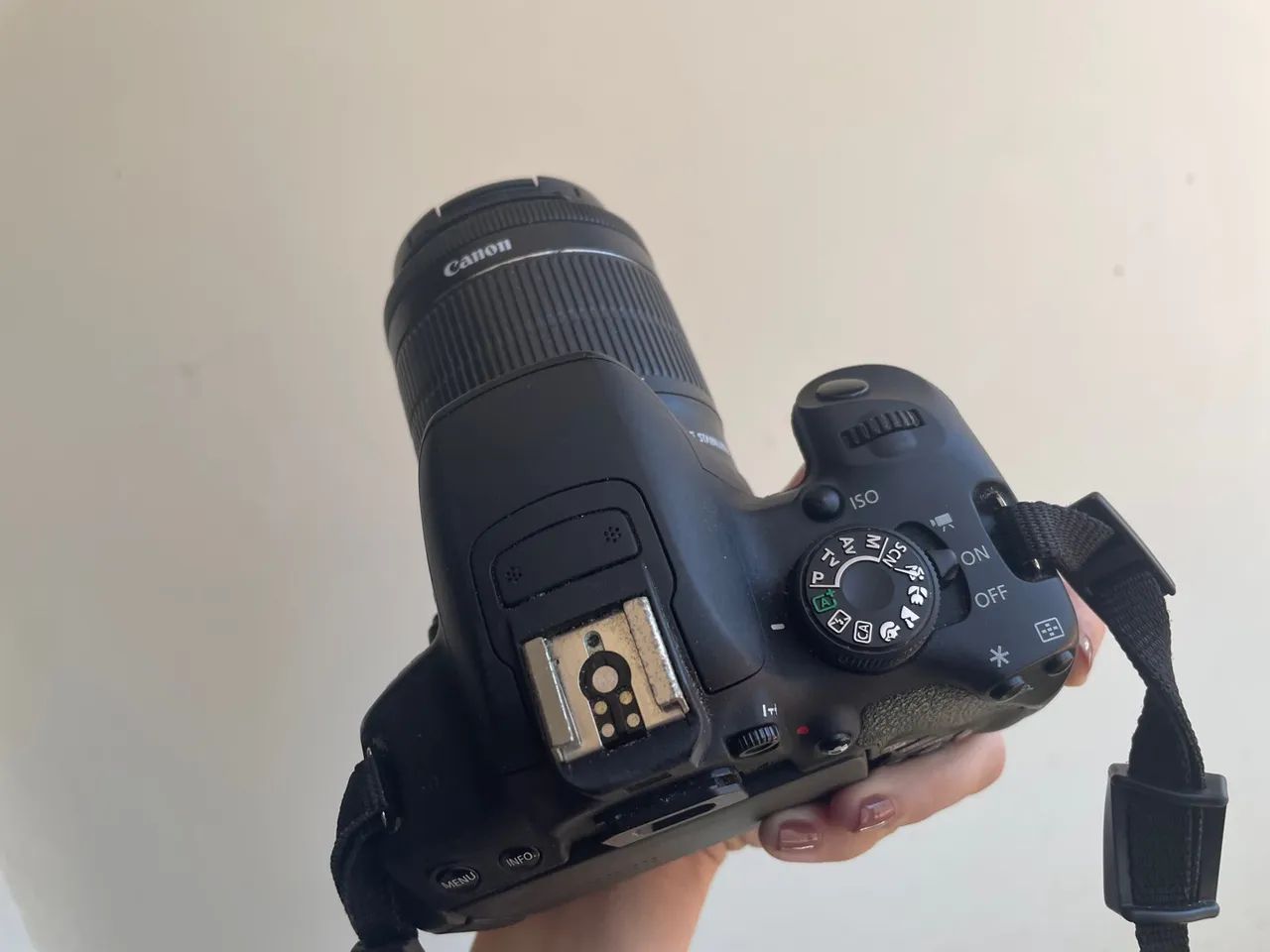 Câmera Canon T5i + lente 18-55mm