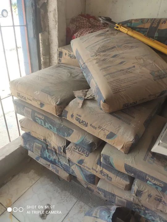 Sacos de Cimento Forte 50kg -34,00