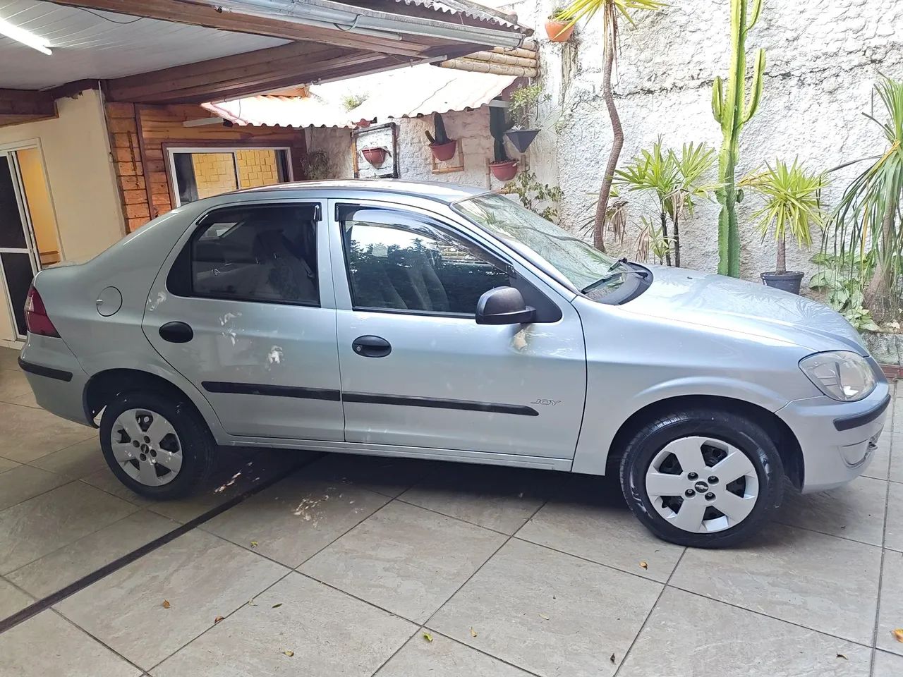 Prisma 1.4 flex 2010  baixo km impecável  - Foto 4