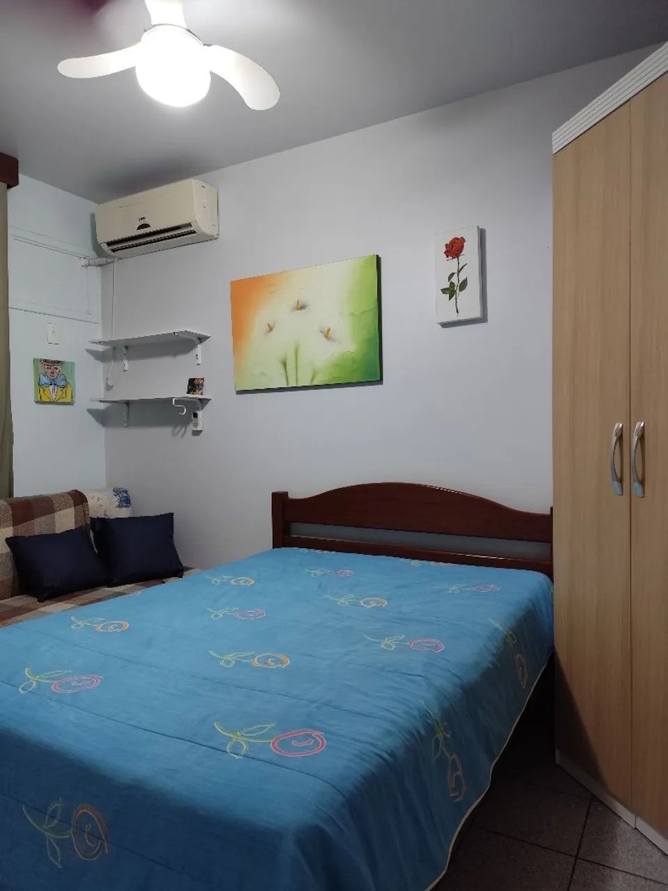 Apto.em Canasvieiras pé na areia