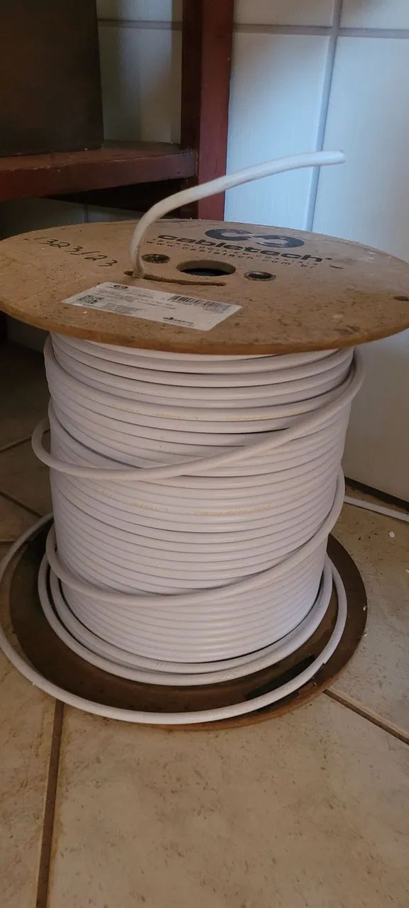 Cabo Coaxial Cabletech Rge-06 90% Branco + ou - 200 Metros 80221