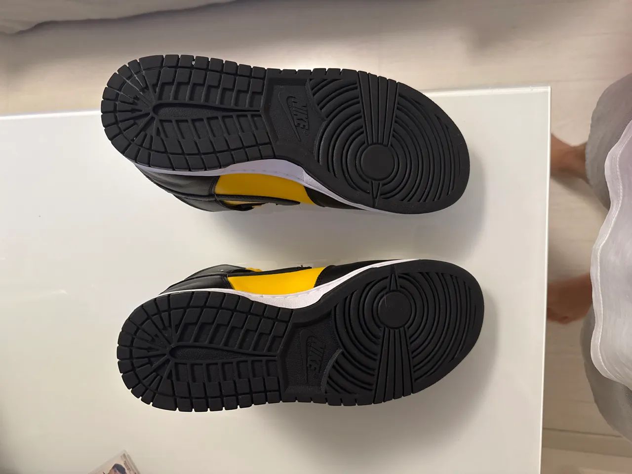 Tênis Nike Dunk High "Reverse Goldenrod - Bruce Lee" Sneakers - Foto 5