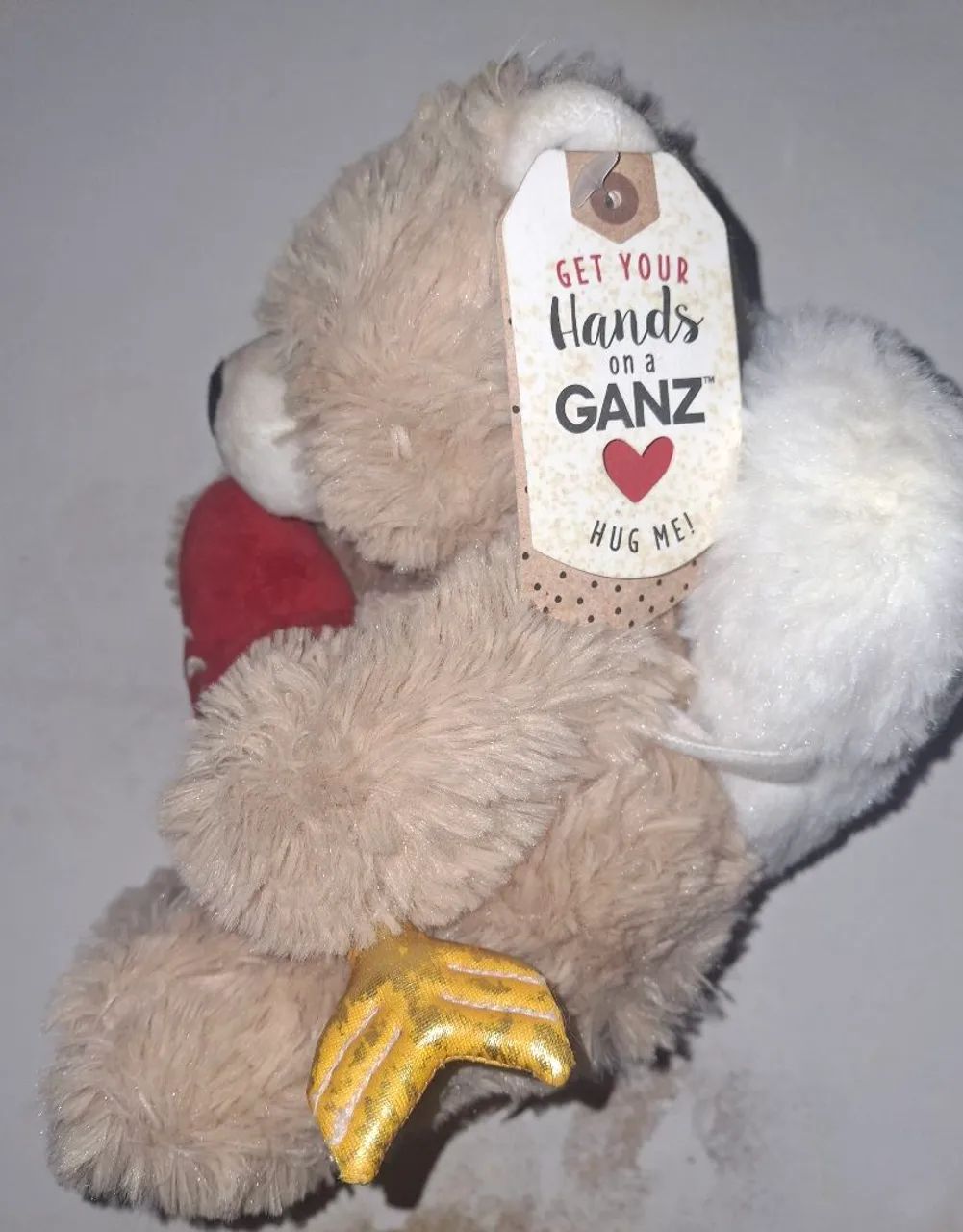 Ursinho de pelúcia com coração XOXO. marca Hands GANZ. - Foto 3