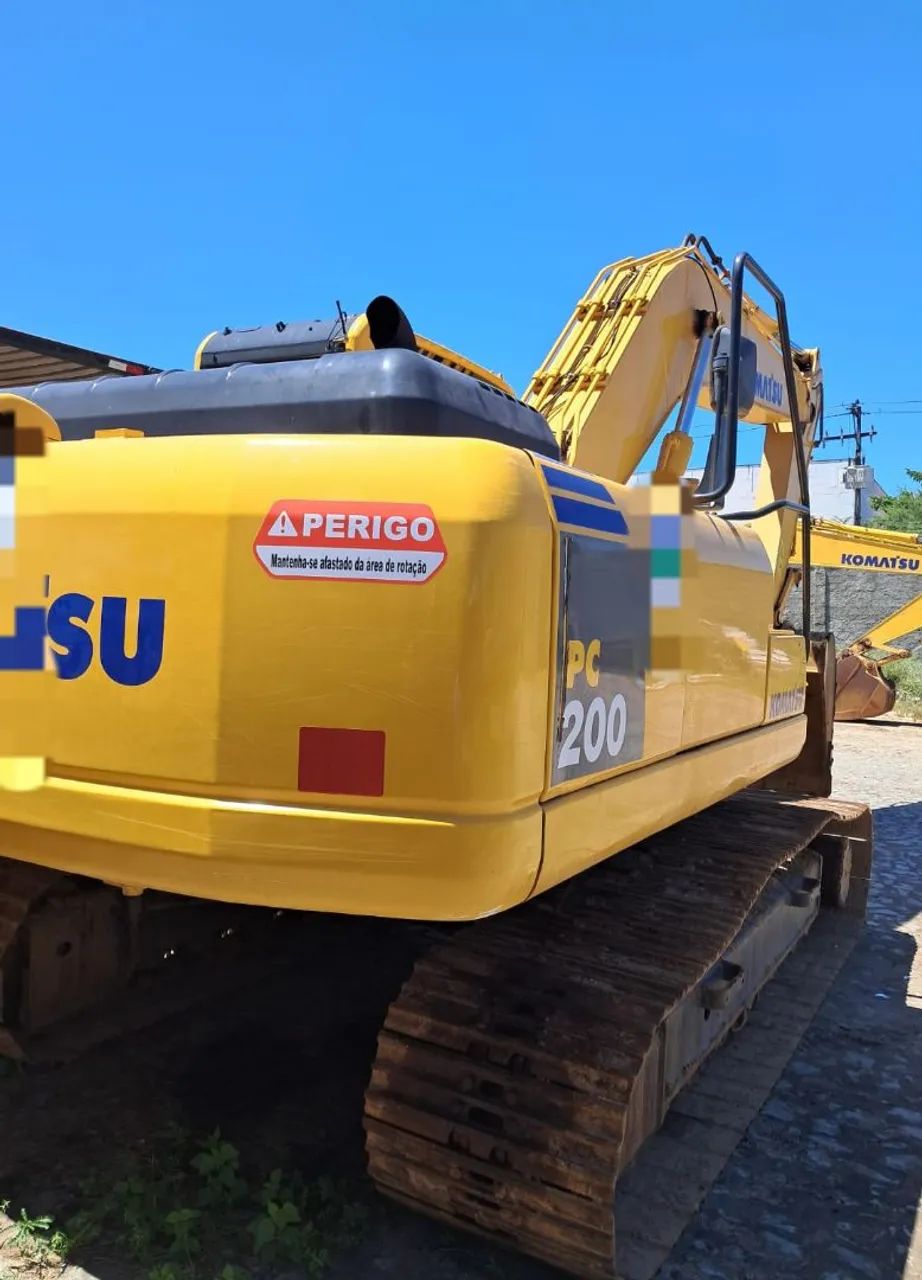 escavadeira pc200 ano 2014 - Foto 4