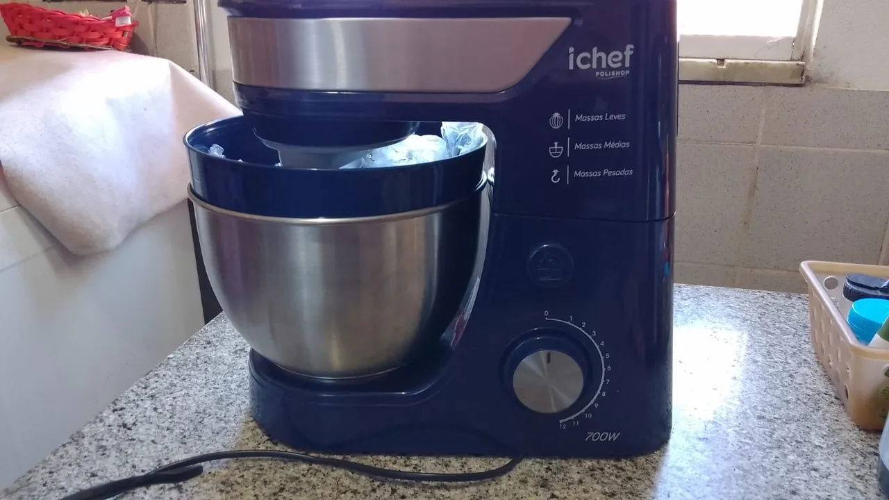 Batedeira Planetária Ichef Polishop 700W - Nova