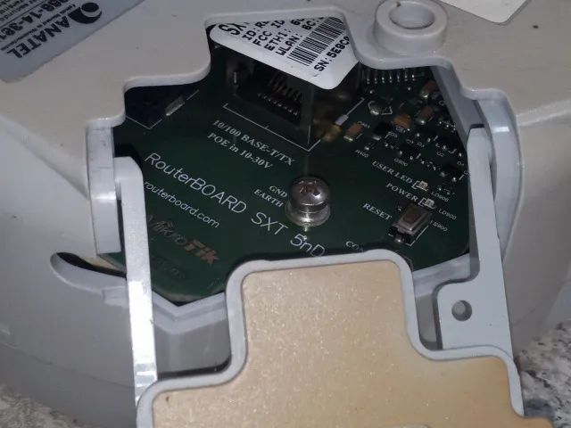 Access point Mikrotik routerboard sxt lite5 sxt5ndr2 com antena integrada - Foto 5