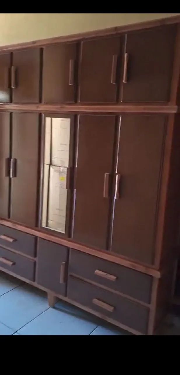 Guarda roupa novo de madeira triplex faço entrega grátis 2400