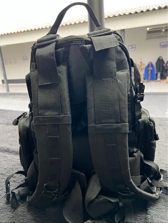 Mochila Preta Tática Impermeável - Foto 3
